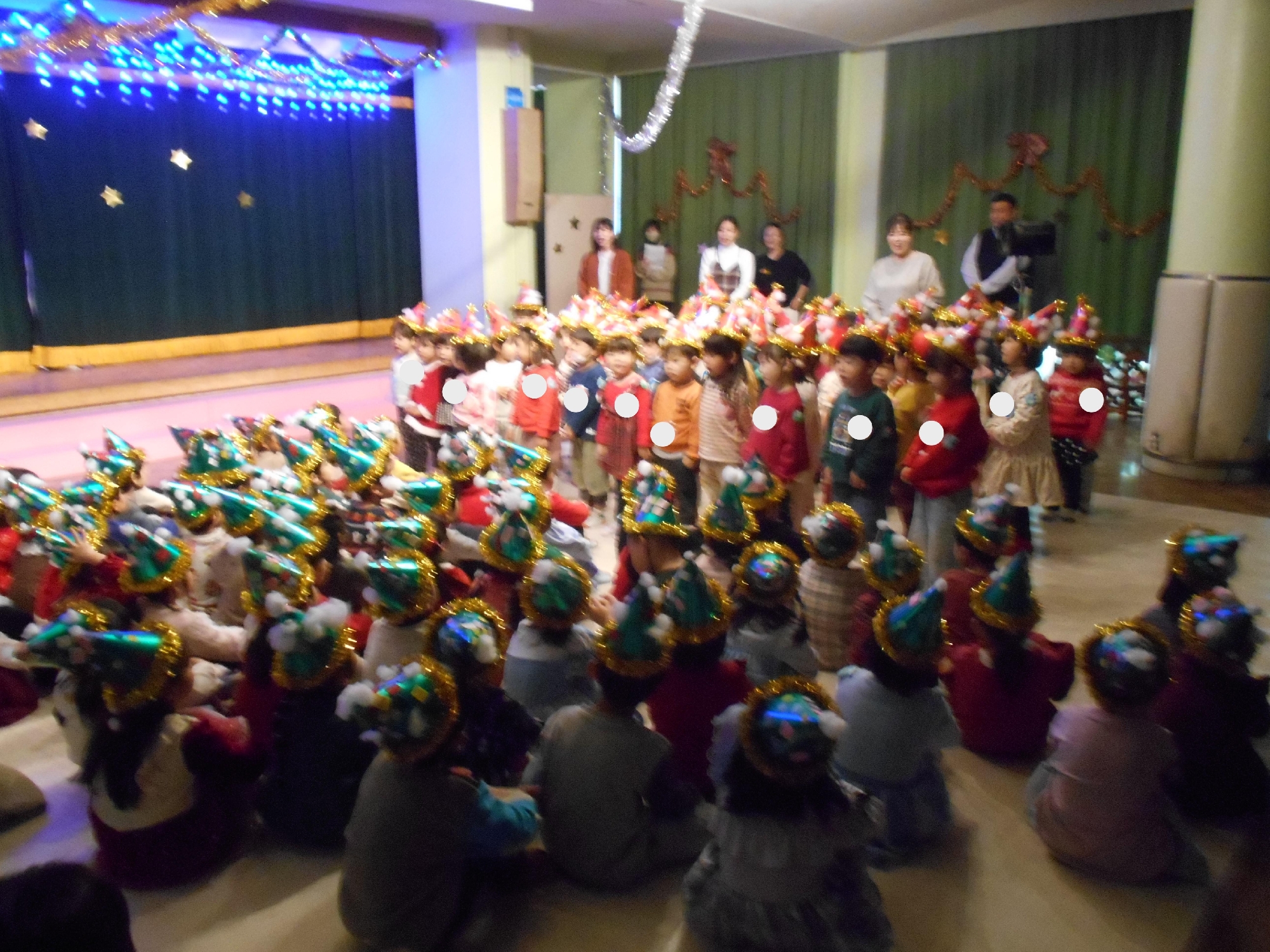 全学年　～クリスマス会～