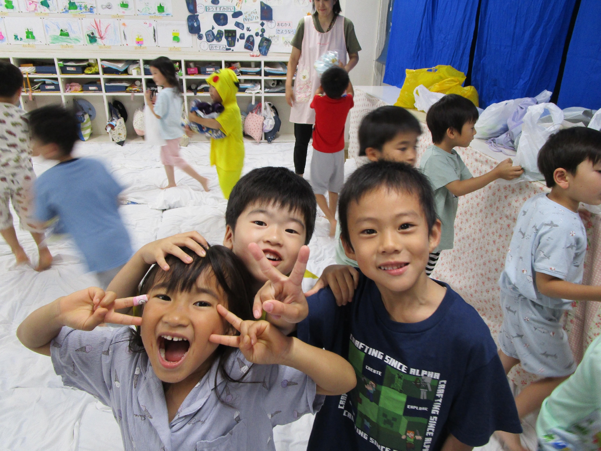 年長組　おとまり会！⑨布団の上で