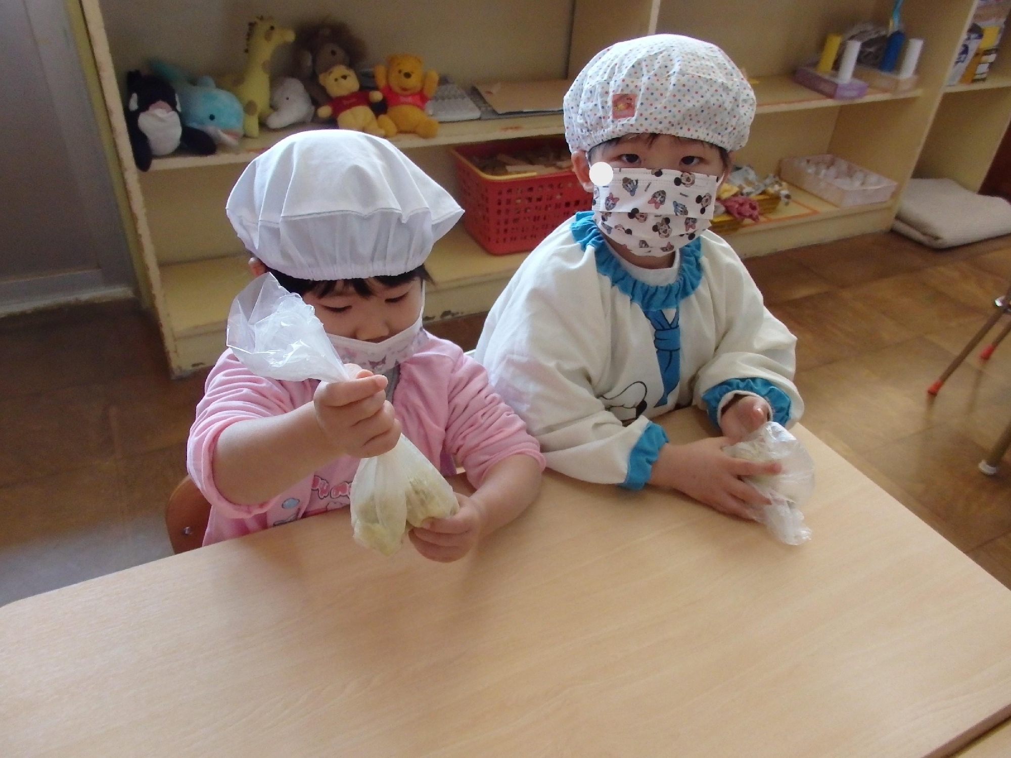 年中組　いももち作り